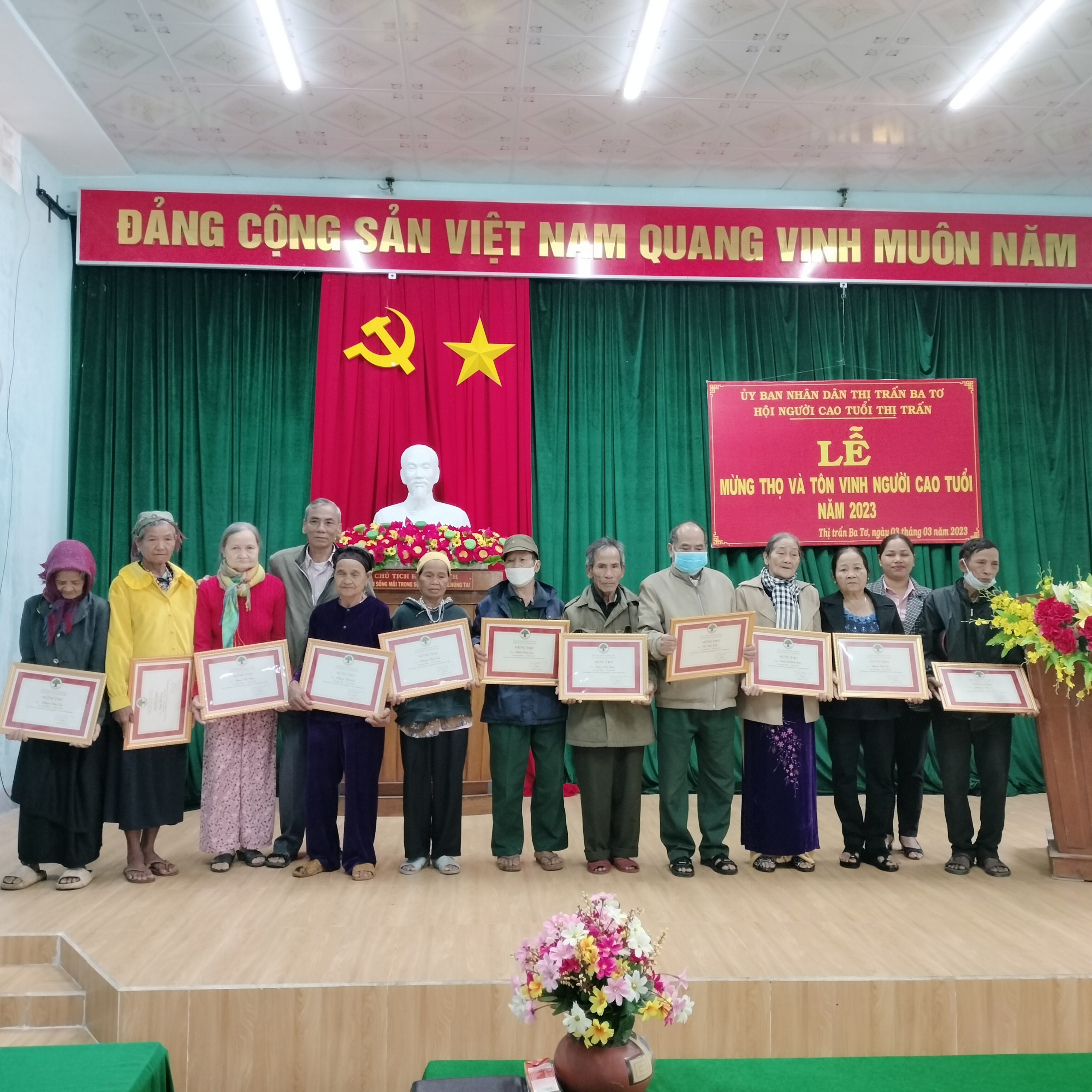 Hội Người cao tuổi thị trấn Ba Tơ tổ chức Lễ mừng thọ và tôn vinh người cao tuổi năm 2023