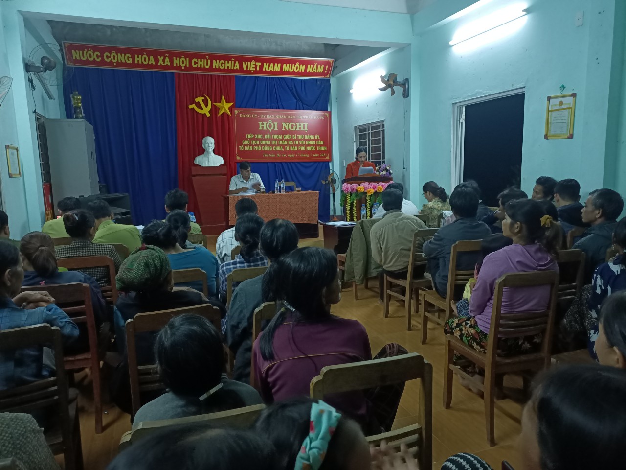 Hội nghị Tiếp xúc, đối thoại giữa Bí thư Đảng ủy, Chủ tịch UBND thị trấn với Nhân dân TDP Đồng Chùa, TDP Nước Trinh