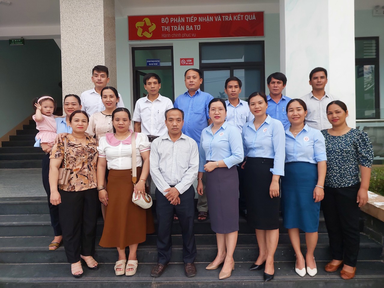 UBND thị trấn Ba Tơ đón tiếp Đoàn công tác của 2 xã UBND xã Ba Thành và UBND xã Ba Điền đến tham quan, trao đổi, học tập kinh nghiệm về triển khai thực hiện một số nhiệm vụ cải cách hành chính